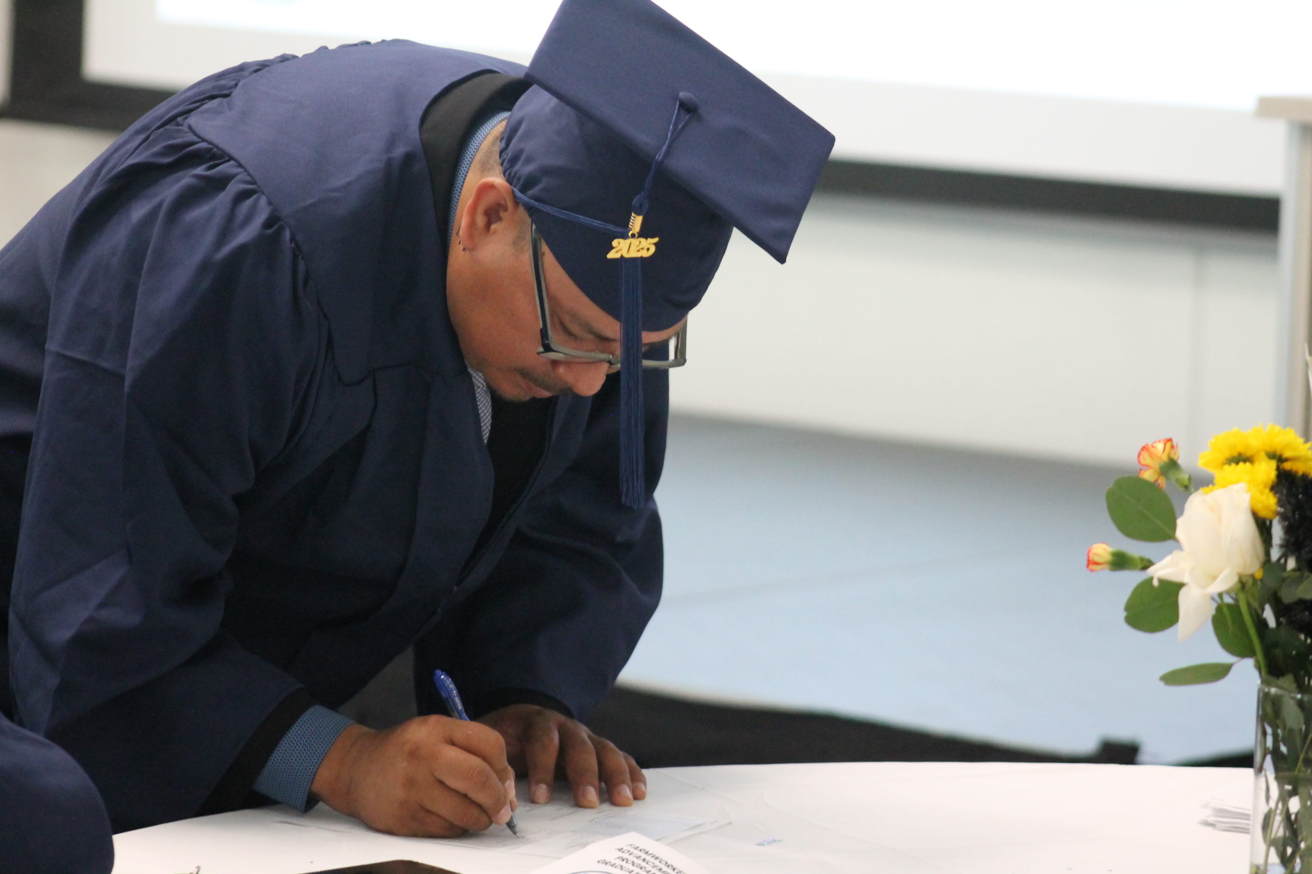 29 New Graduates Join the Ranks of Community Healthy Leaders 29 New Graduates Join the Ranks of Community Healthy Leaders