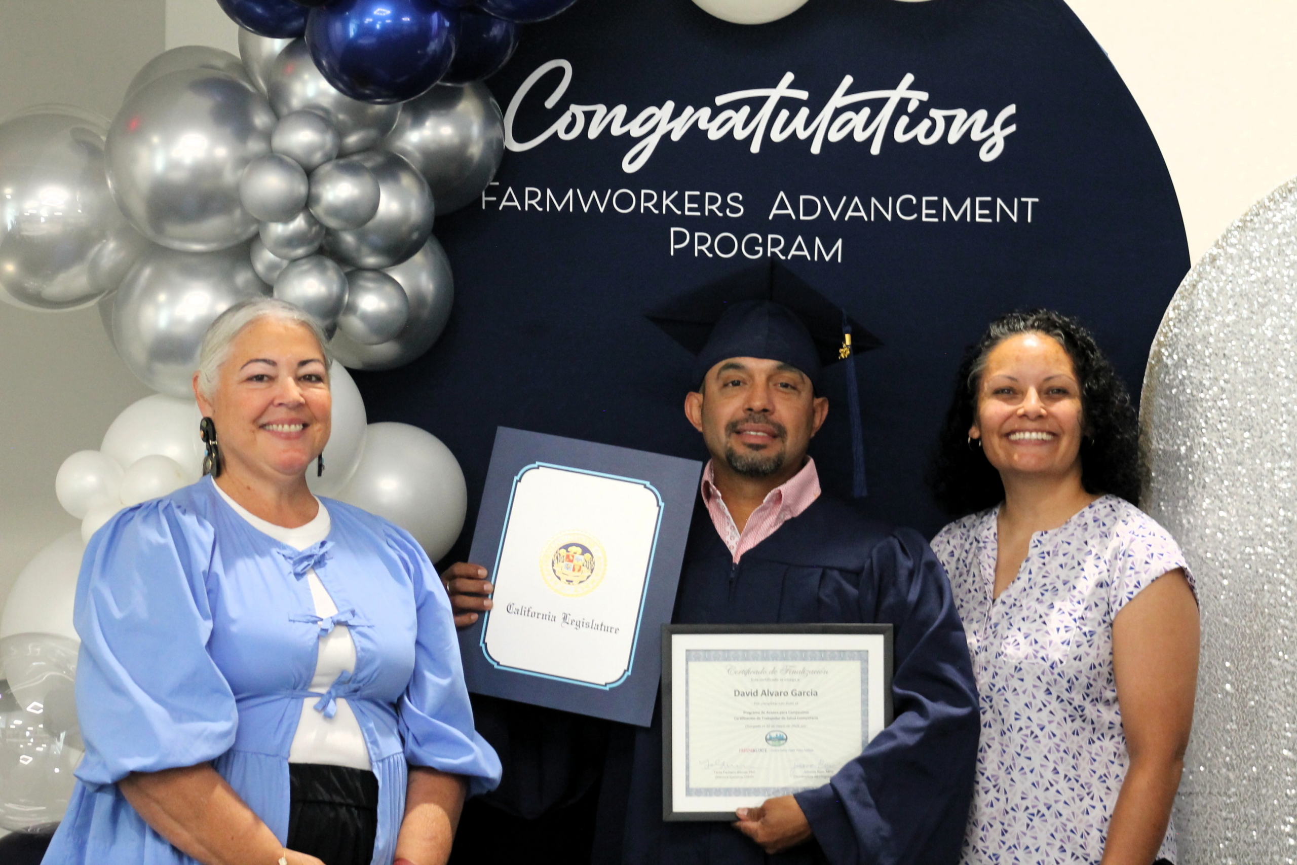 29 New Graduates Join the Ranks of Community Healthy Leaders 29 New Graduates Join the Ranks of Community Healthy Leaders
