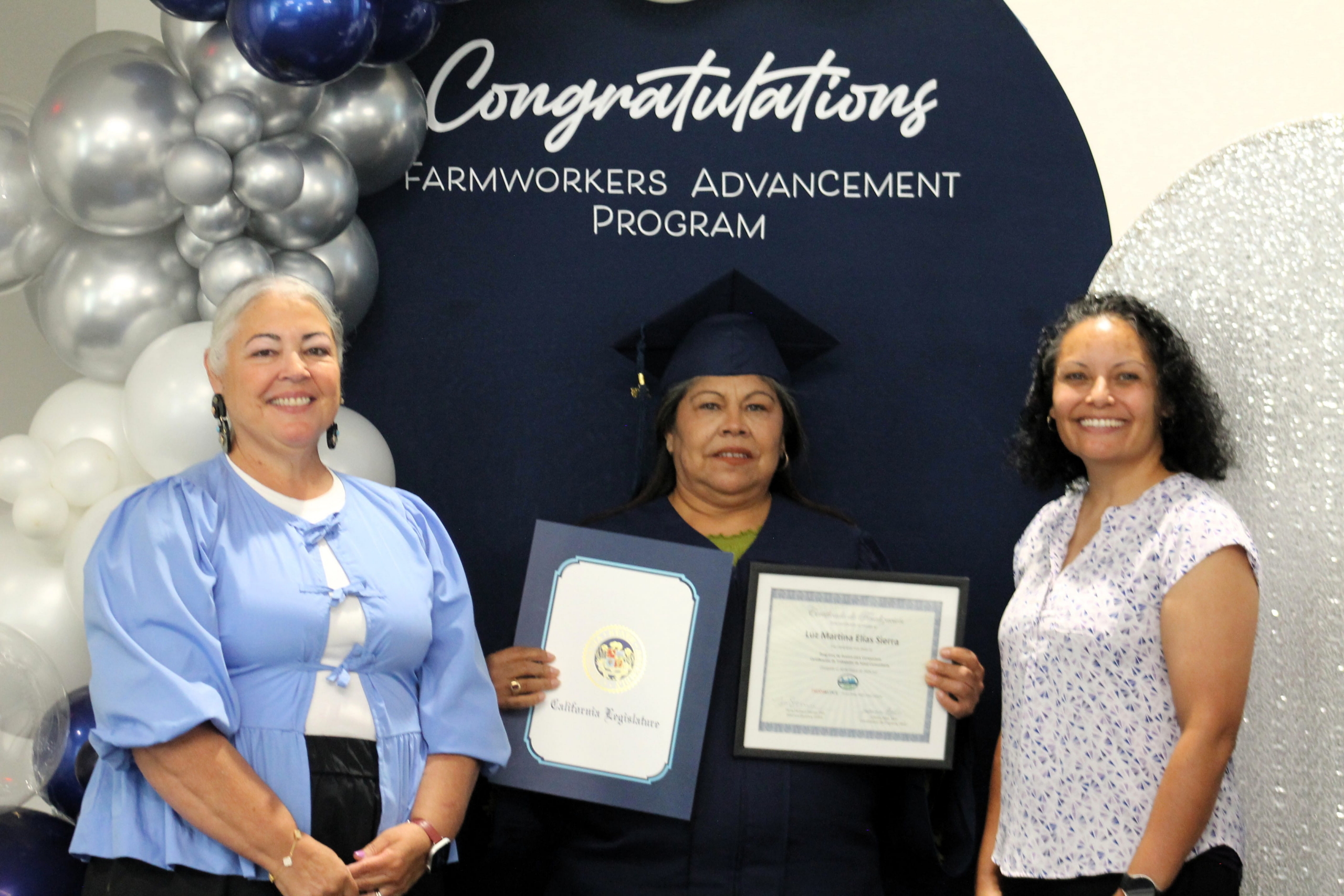 29 New Graduates Join the Ranks of Community Healthy Leaders 29 New Graduates Join the Ranks of Community Healthy Leaders
