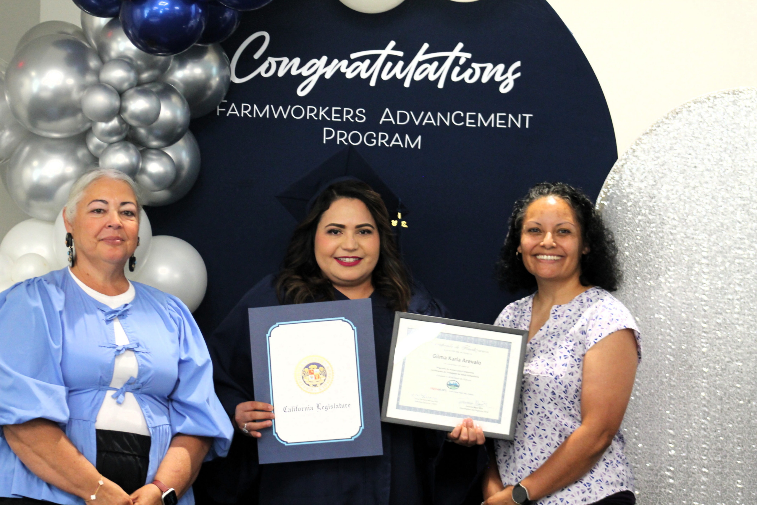 29 New Graduates Join the Ranks of Community Healthy Leaders 29 New Graduates Join the Ranks of Community Healthy Leaders
