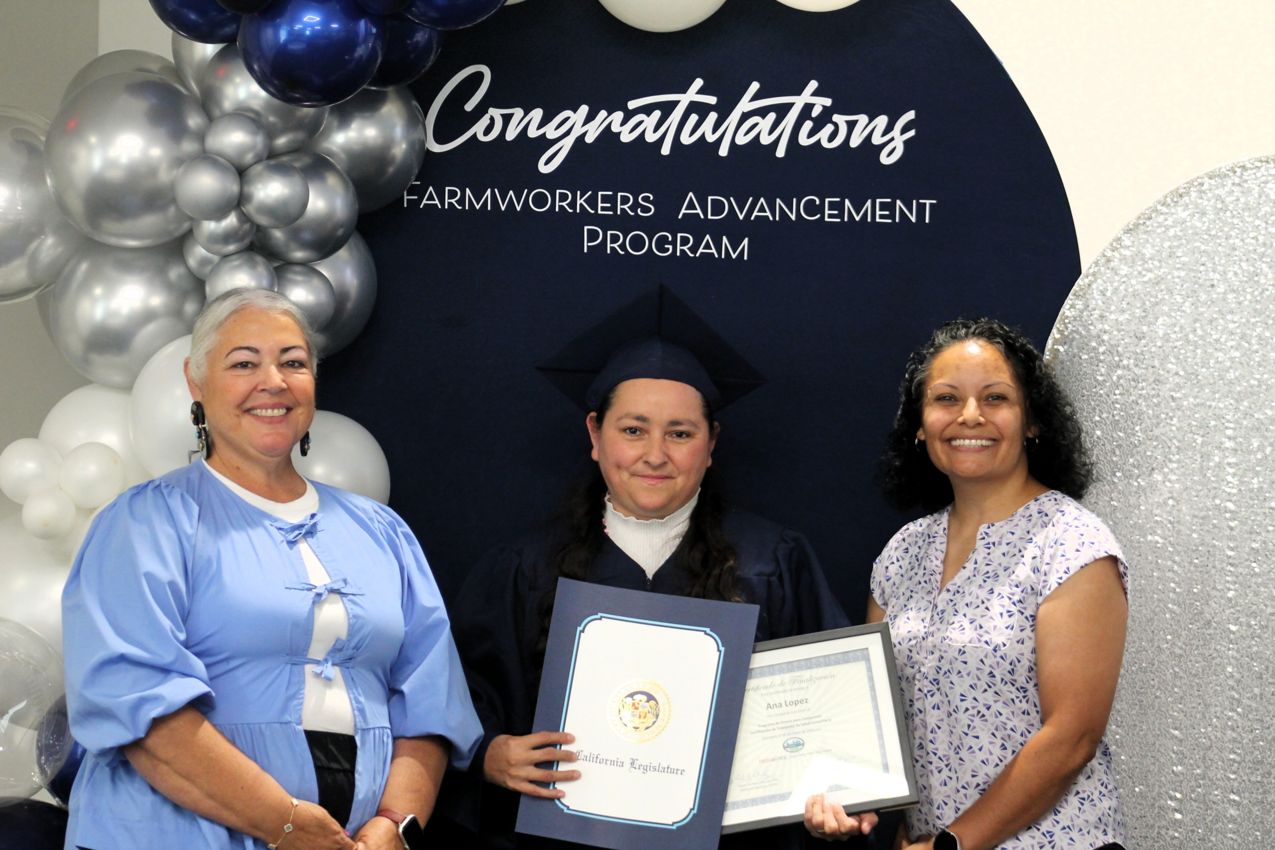 29 New Graduates Join the Ranks of Community Healthy Leaders 29 New Graduates Join the Ranks of Community Healthy Leaders