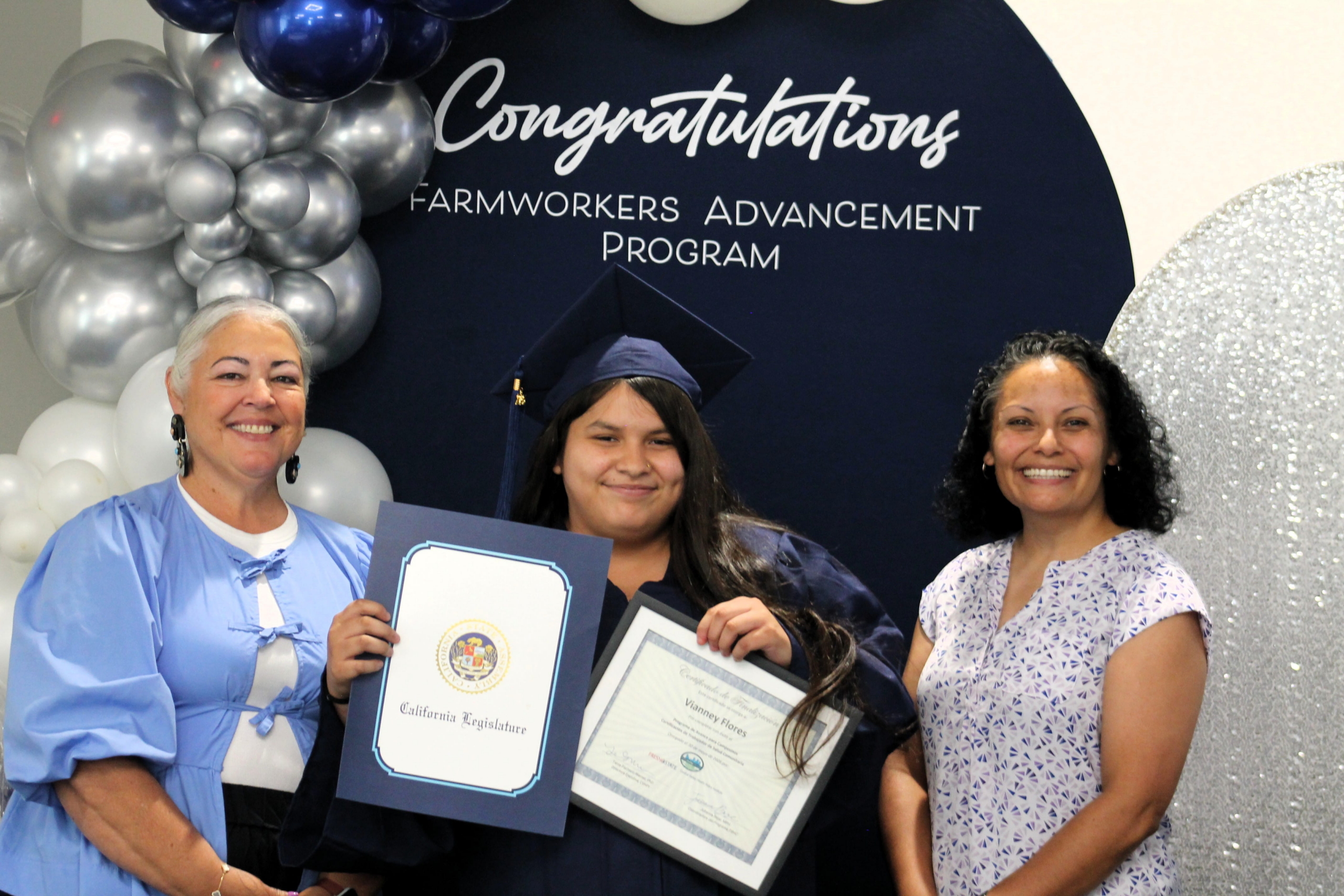 29 New Graduates Join the Ranks of Community Healthy Leaders 29 New Graduates Join the Ranks of Community Healthy Leaders